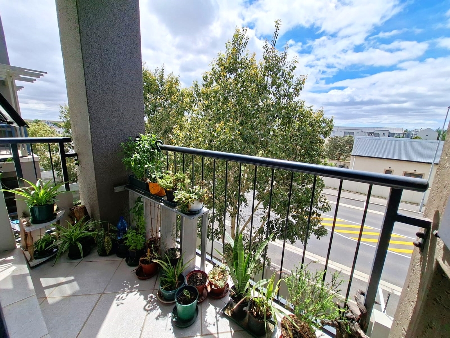 2 Bedroom Property for Sale in Buh Rein Estate Western Cape